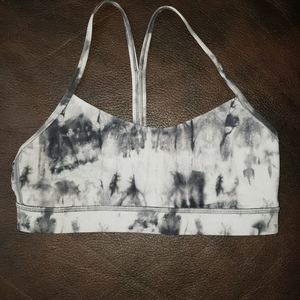 Sold**Lululemon athletica flow y bra, size 8